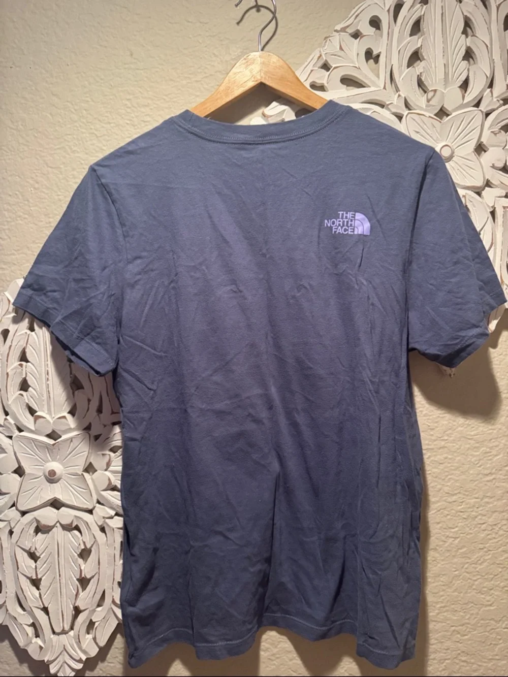 The North Face Women’s Tee - Picture 6 of 6